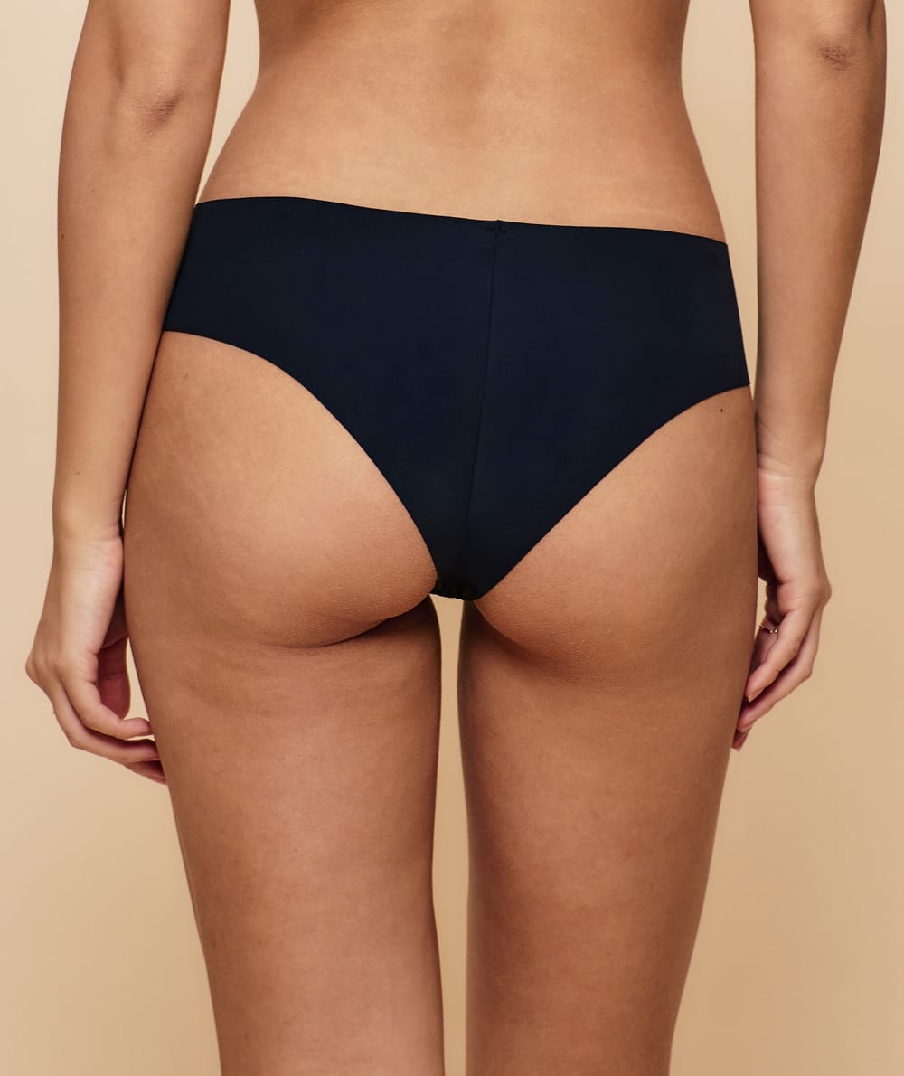 Set of 2 microfiber shorties;