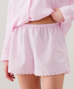 Short à rayures;