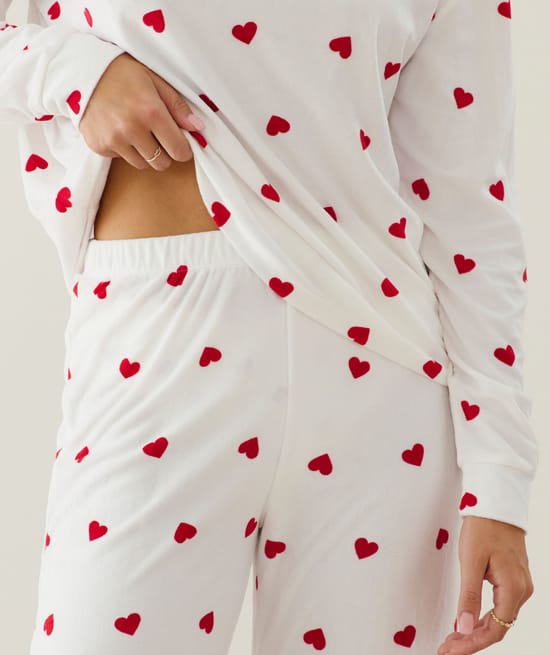 Heart print velour pajama set;