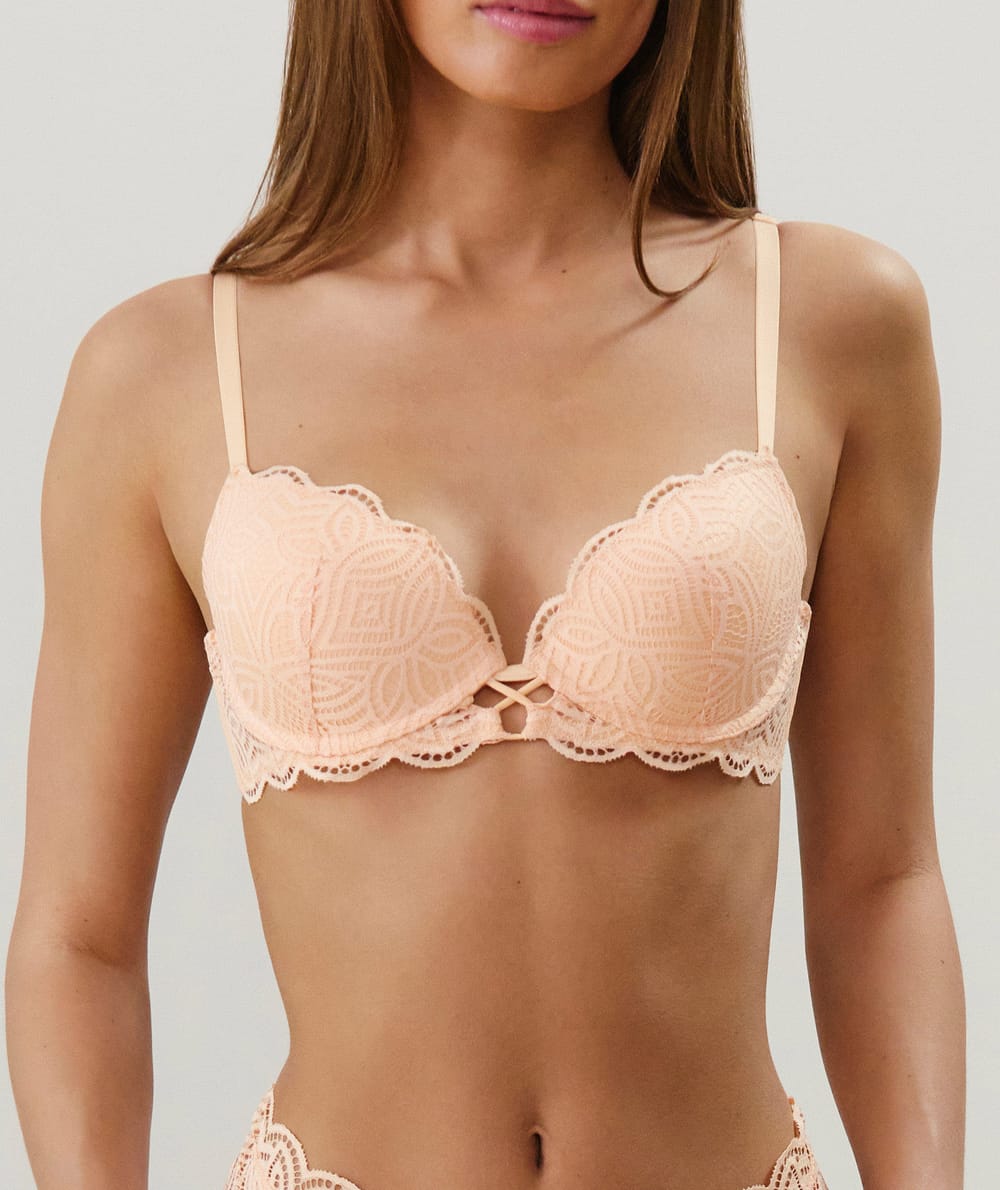 Sujetador push-up de encaje;