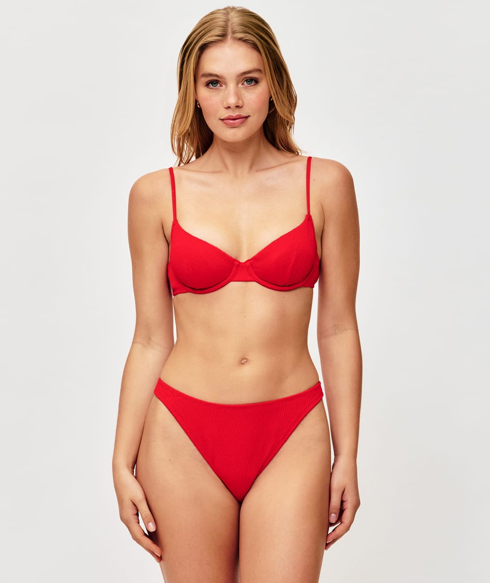 Briefs - Bikini bottoms;