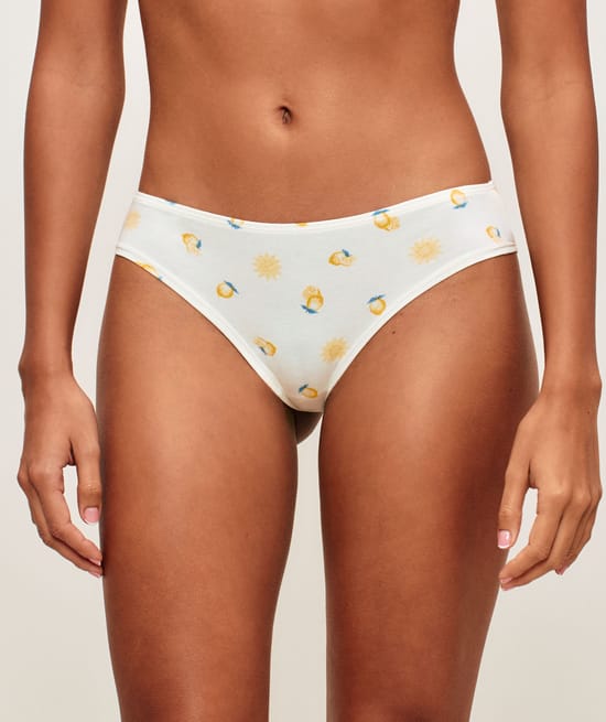 Pack of 3 cotton panties;