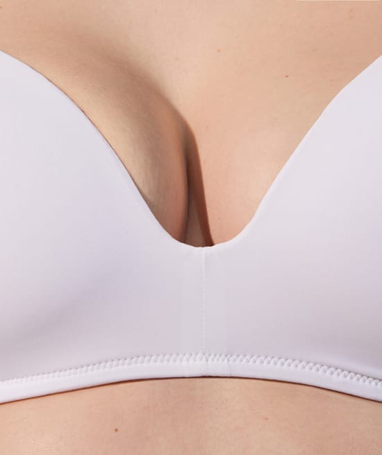 Wire-free microfiber push-up bra;