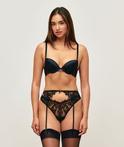 Lace push-up bra with lacing;