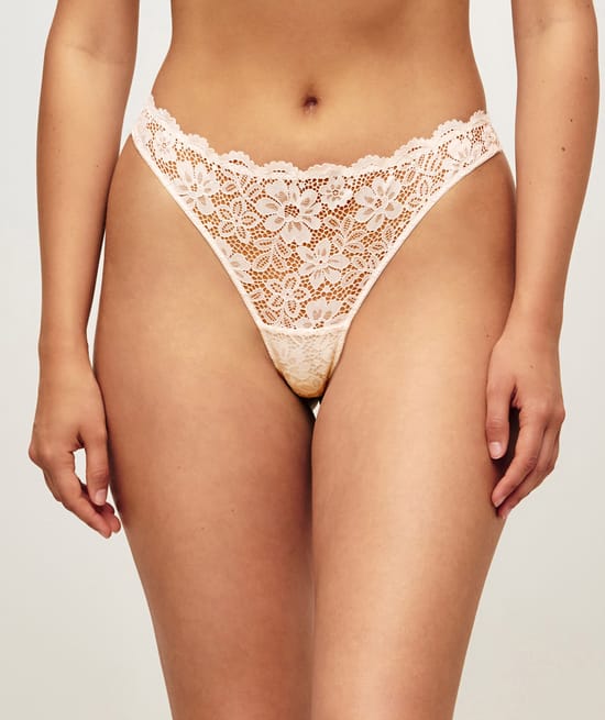 Floral lace thong;