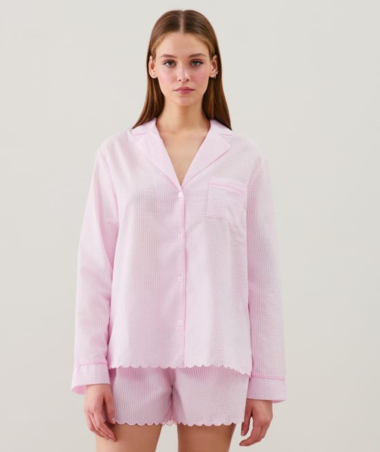 Short &agrave; rayures;