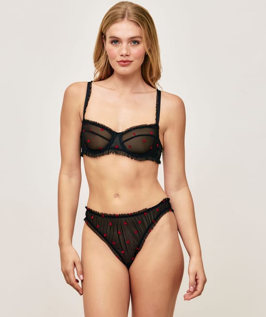 Heart pattern tulle balconette bra;
