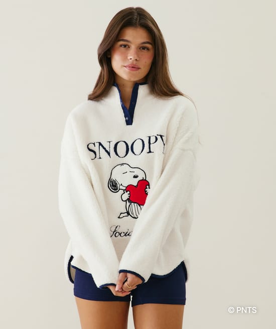 Sudadera de sherpa Snoopy;