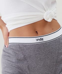 Flujo abundante - Shorty menstrual;