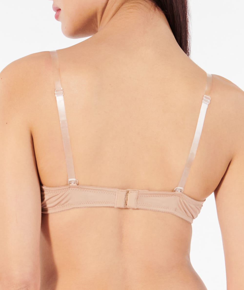 Bretelles transparentes;