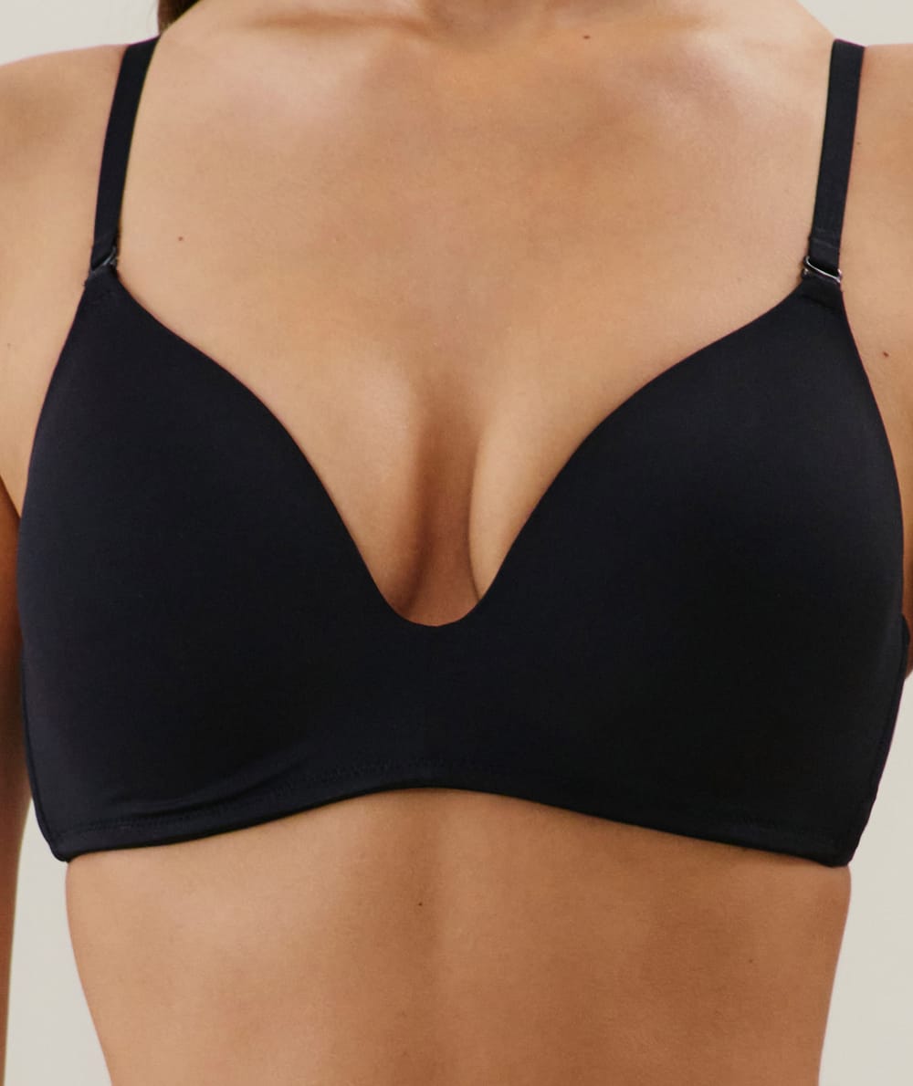 Wireless push-up bra in microfibre;