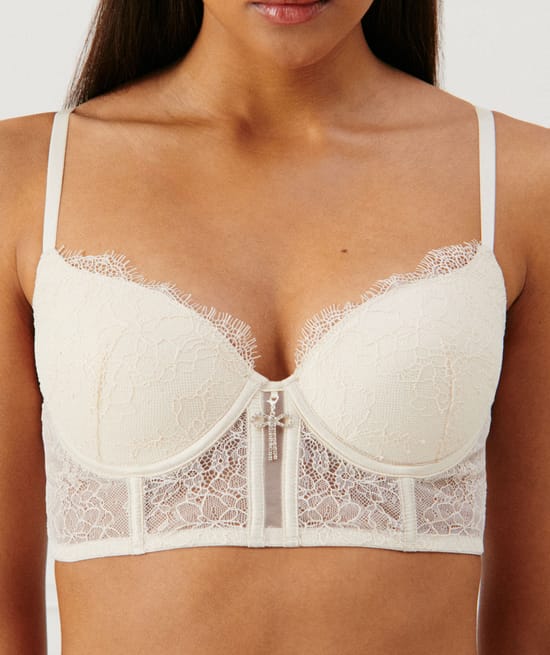 Lace balconette bra;