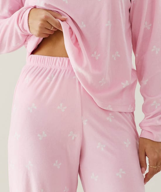 Velour bow print pyjama set;