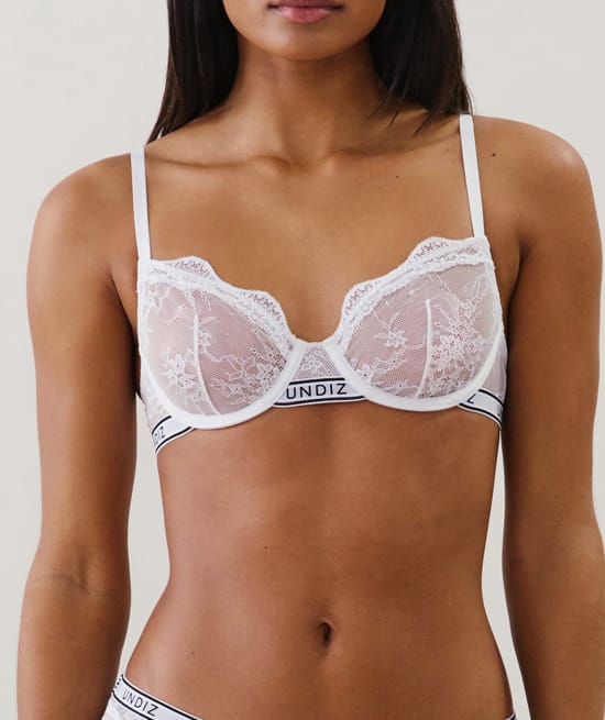 Lace balconette bra;