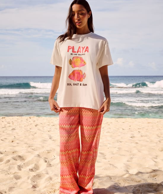 sparkling crochet pants;