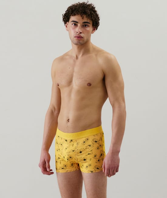 Patterned cotton boxer shorts;