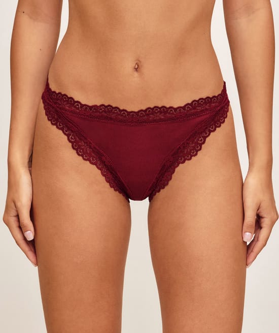 Cotton and lace string;