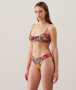 Sujetador deportivo - parte superior de bikini;