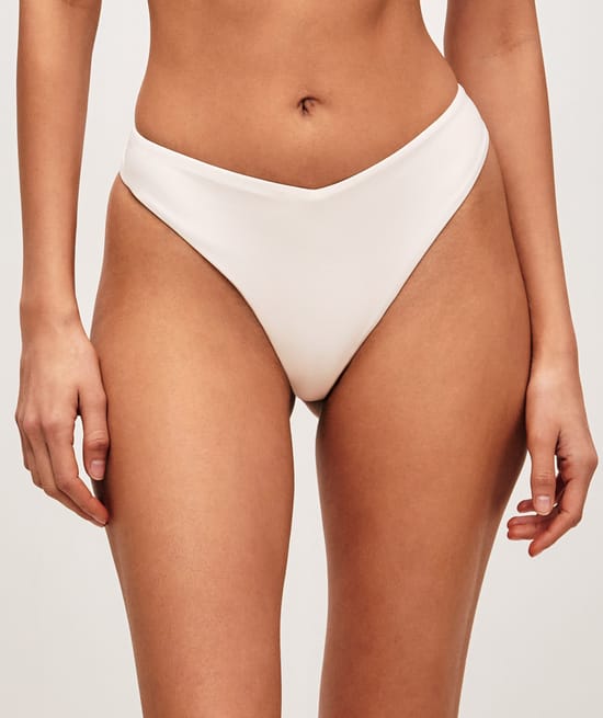 thong bikini bottom;