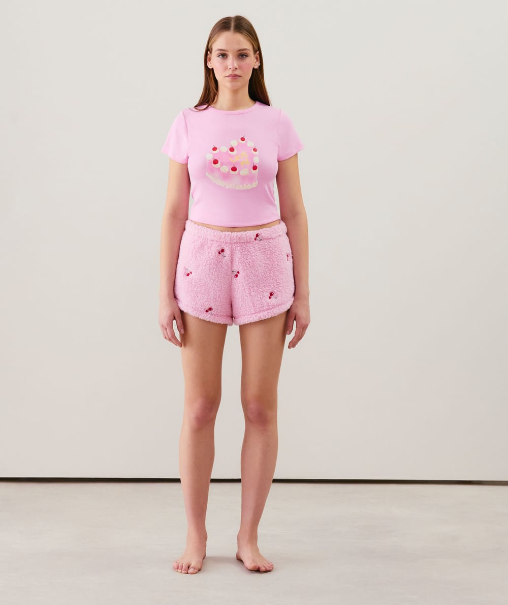 Fleece Shorts;