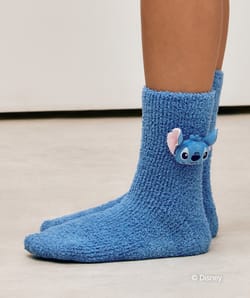 Stitch fleece socks;