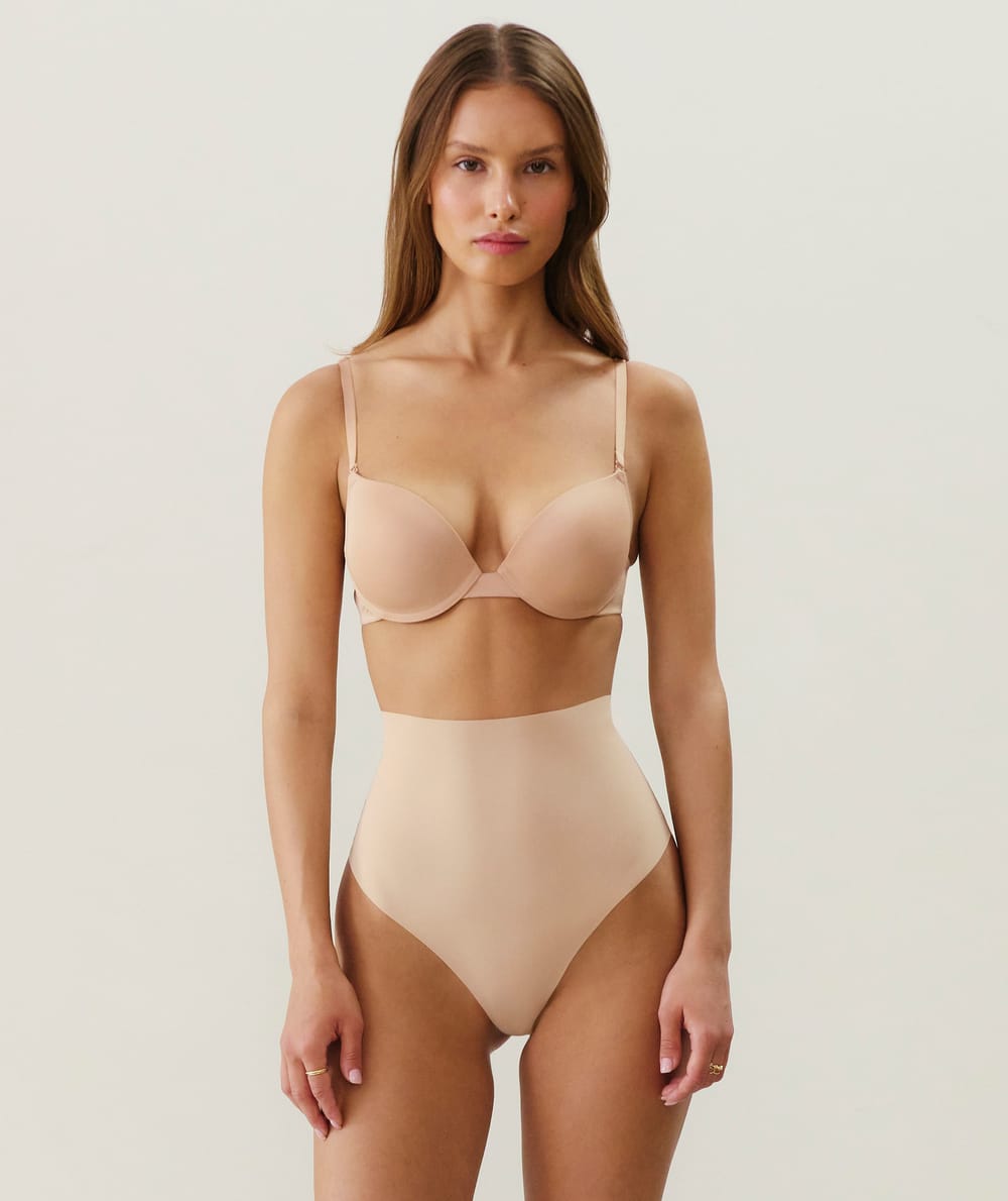 Microfibre push-up padded bra;