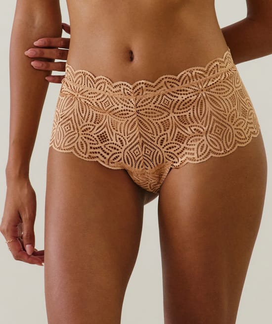Cheeky en dentelle;