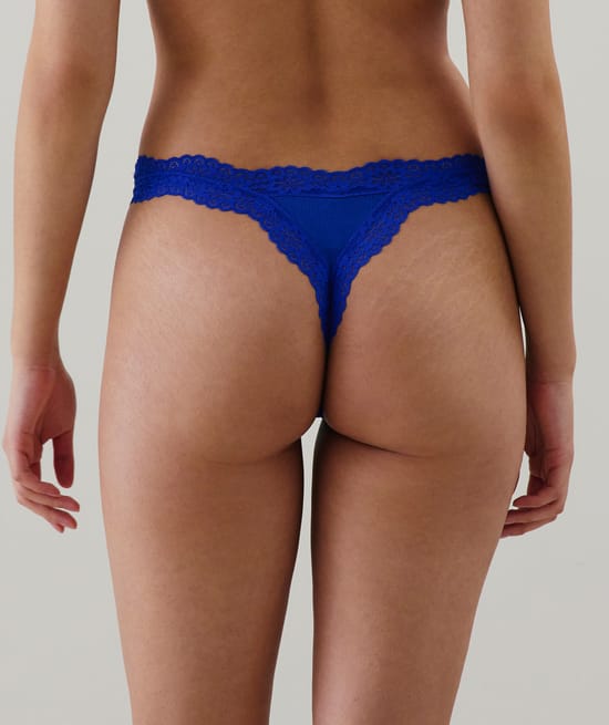 Lace thong;
