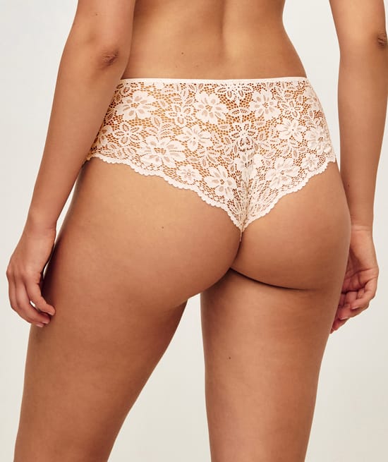 Lace floral shorty;