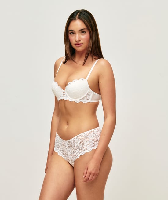 Lace floral push-up bra;