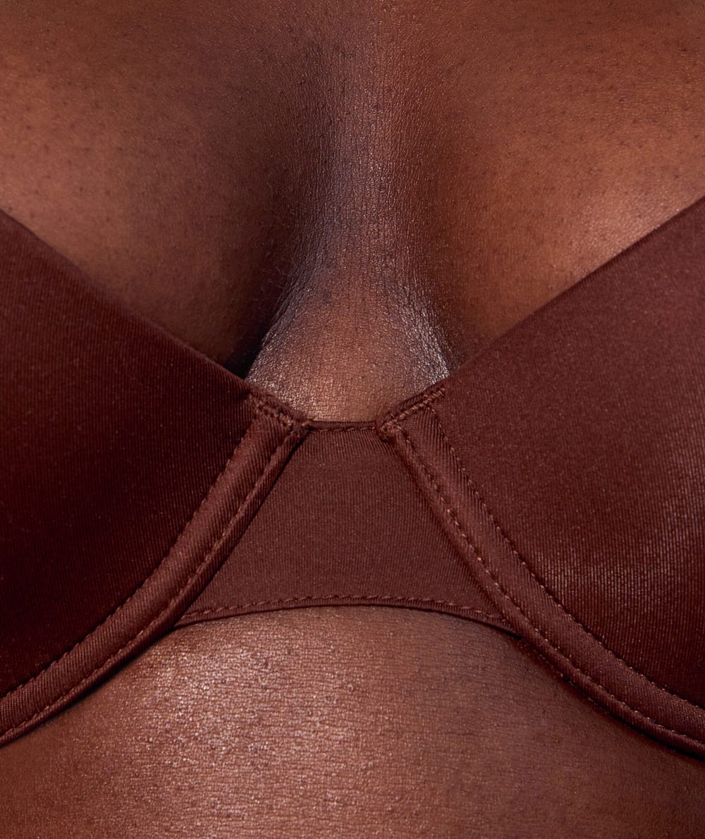 Microfibre push-up padded bra;