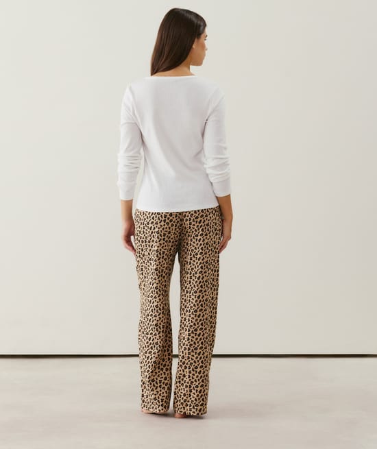 Leopard flannel trousers;