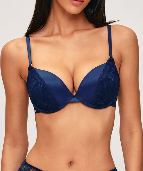 Soutien-gorge ultra push-up en satin avec dentelle;