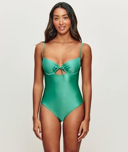 One piece - Swimsuit;