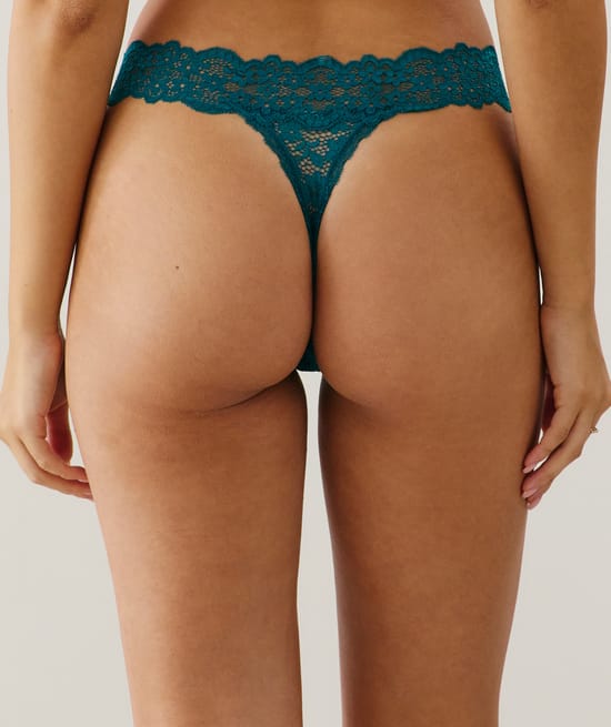 Lace thong;