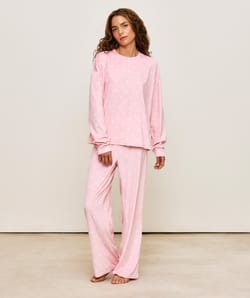 Set with heart-patterned t-shirt and pants;