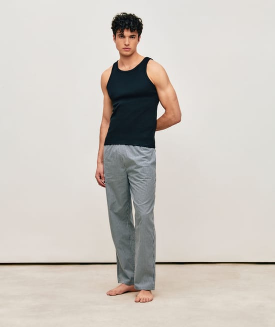 Cotton tank top;