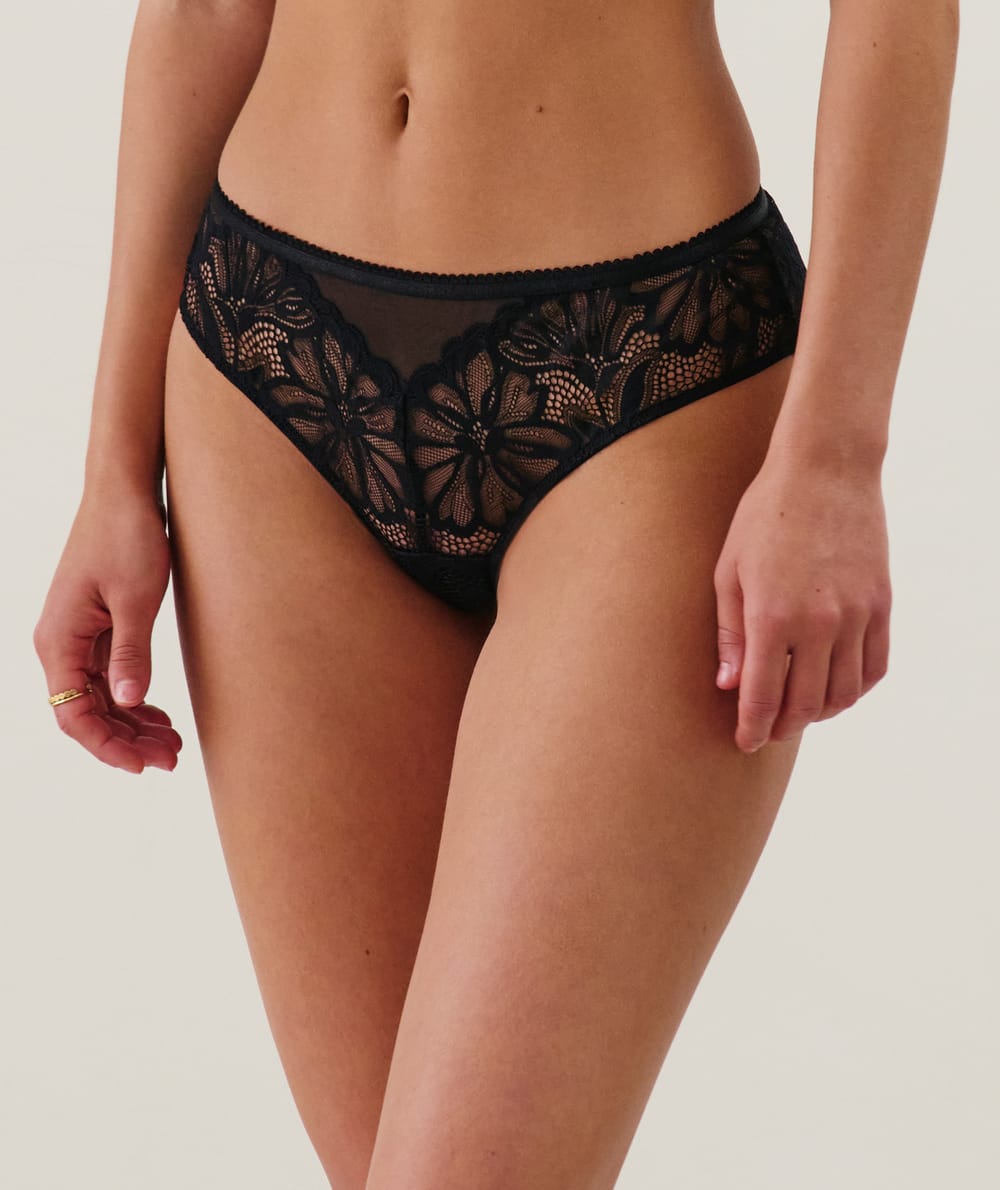 Lace cheeky;