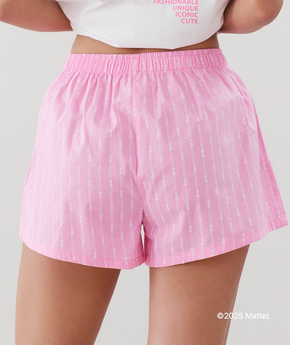 Short Barbie;
