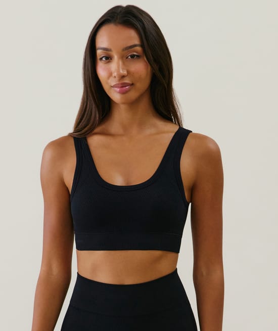 Seamless crop top;