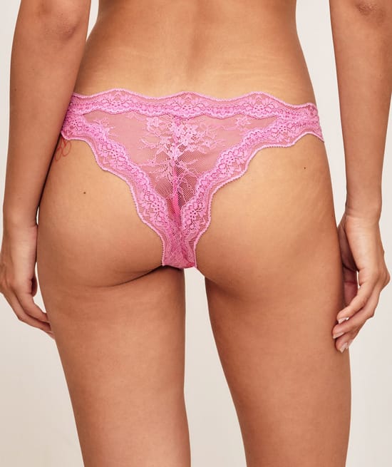 Floral lace thong;