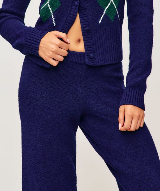 Mesh pants;