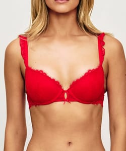 Push-up lace bra;