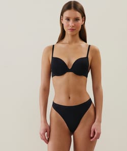 Push-up bra in microfiber;