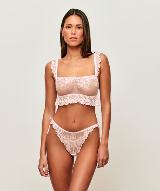 Ruffled floral lace bralette;