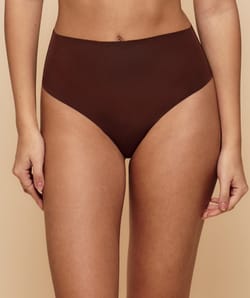 High-waisted seamless microfibre thong;