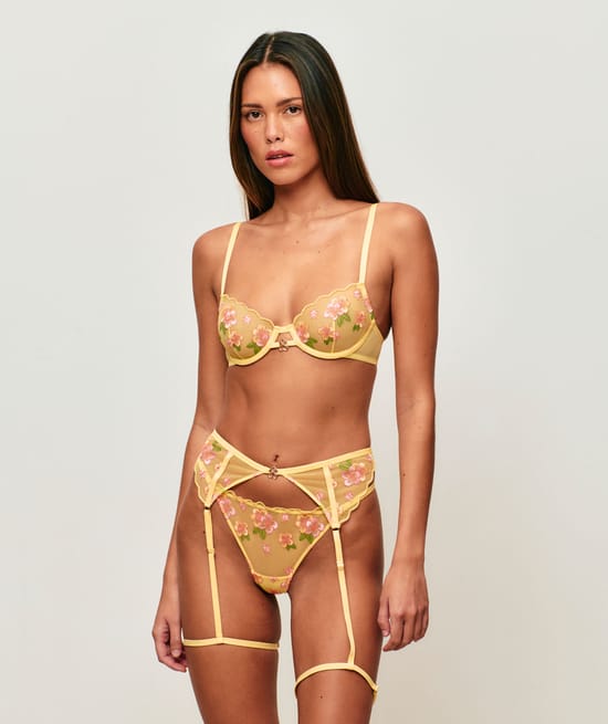 Tulle garter belt with floral embroidery;