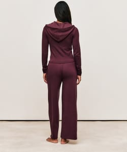 Pantalon avec broderie Self Love Club;