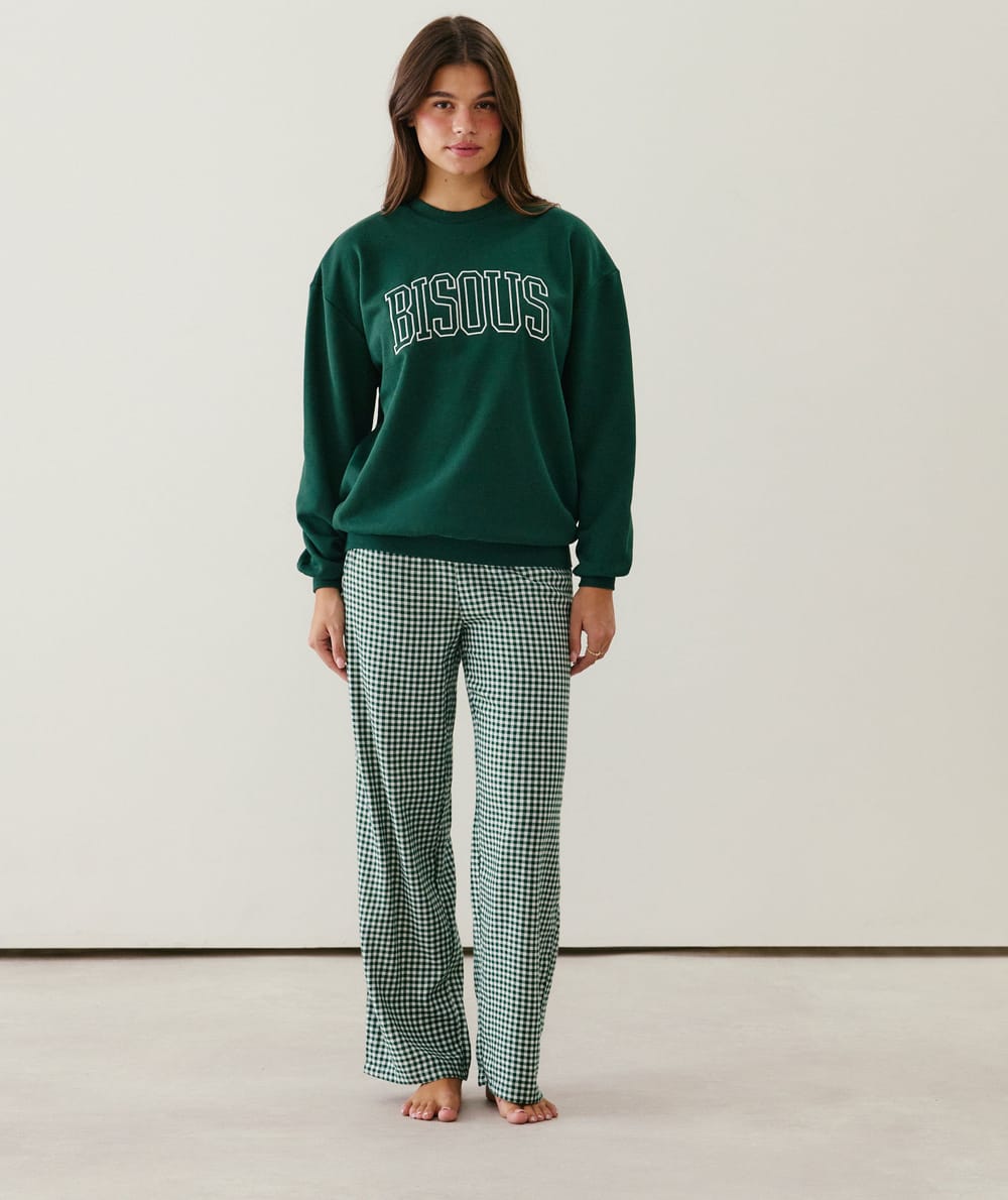Ensemble sweatshirt molleton et pantalon flanelle;