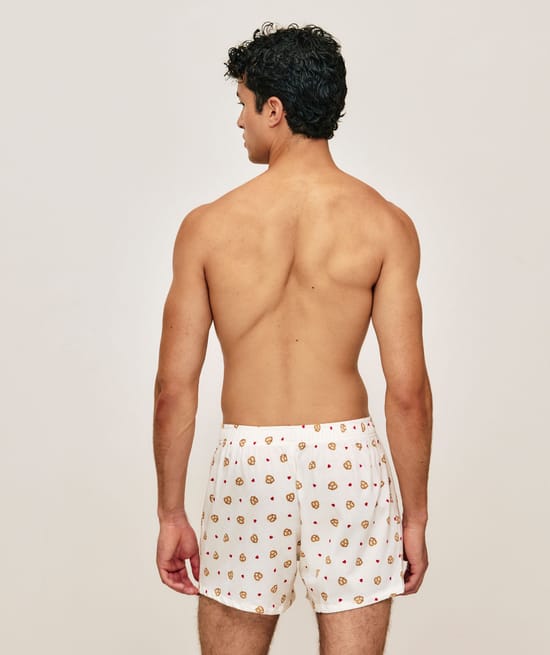 Fluid cotton boxer shorts with pretzel and heart patterns;